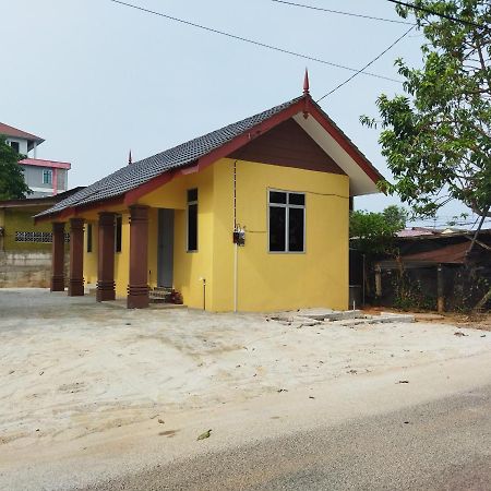Room Stay Tok Wan 2 Kampung Kuala Besut Eksteriør billede